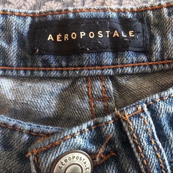 Aeropostale Size 0 Ripped and Distressed Jeans! - Picture 3 of 14